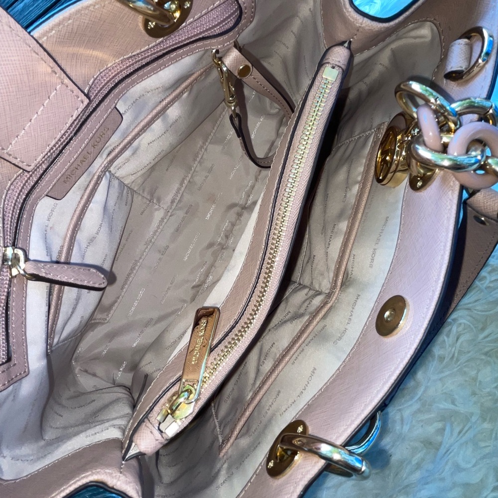 NWOT $248 Michael Kira Cynthia Saffiano leather satchel with longer strap - Picture 7 of 15